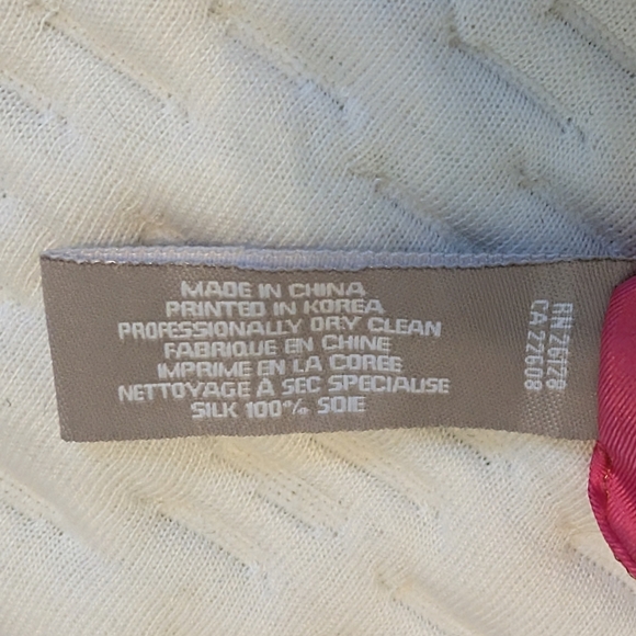 Elegant Echo Multicolor 100% Silk Scarf/Large Handkerchief - Picture 4 of 7